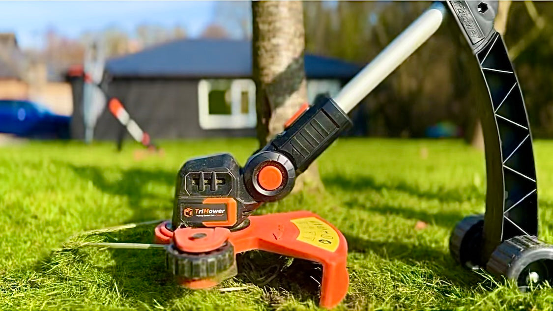 Load video: Watch the Worlds First Gliding Trimmer in Action